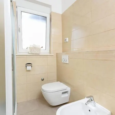 Apartment Novi Apartman Franka *