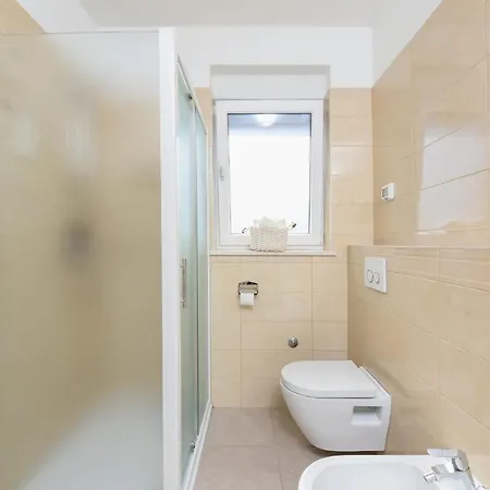 Apartment Novi Apartman Franka *